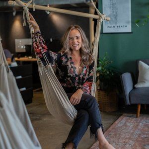 Meet your Posher, Ashley